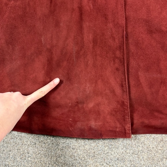 Red jacket - Picture 10 of 16